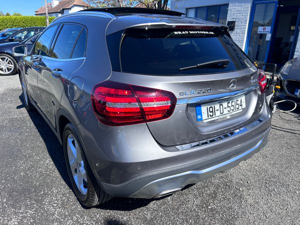 2019 MERCEDES GLA 220 PETROL PREMIUM 4 MATIC 4WD 385915584