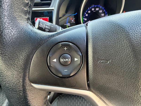 2017 Honda JAZZ/Fit 1.5 Hybrid Automatic 385915704