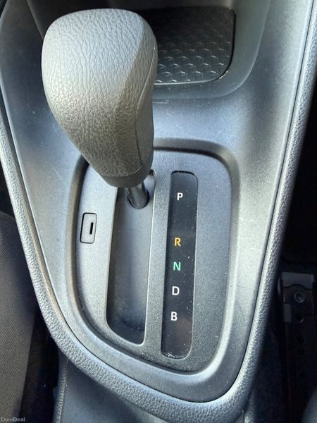 Toyota Yaris 2022 385916460
