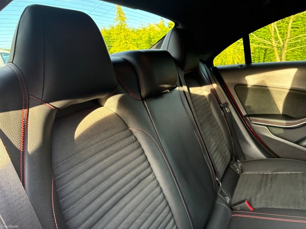 MERCEDES-BENZ 180 AMG SPORT AUTOMATIC 385917858