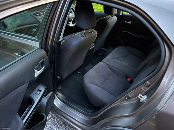 Honda Civic 2014 1.6 I-DTEC SE 385925212