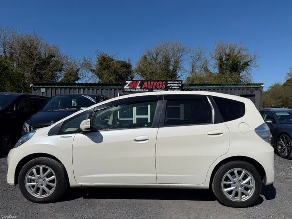 12 Honda Fit  Hybrid 1.3 385937254