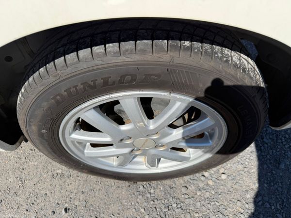 12 Honda Fit  Hybrid 1.3 385937260