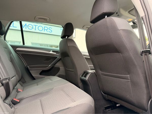 Volkswagen Golf Stylish Alloys & Excellent Conditi 385939582