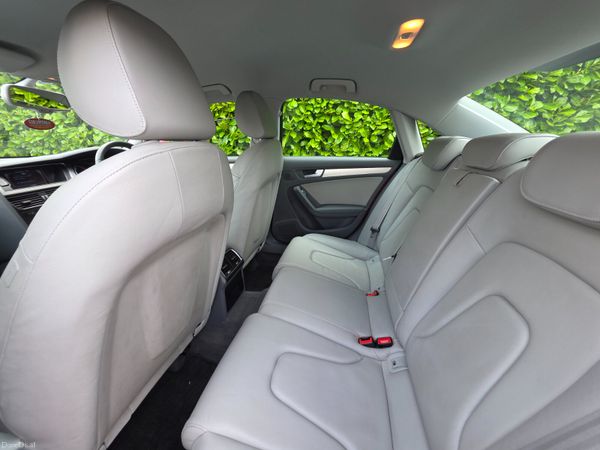 2012 Audi A4 2.0 TDI Technik 386054422