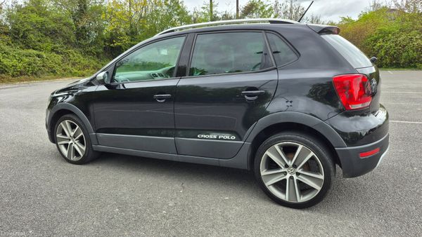 2014 Volkswagen Polo CROSS 1.2 TDI 386075372