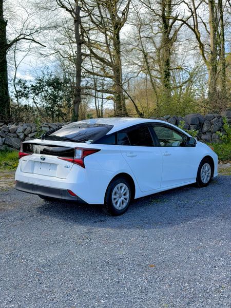 Toyota Prius 2021 386143710