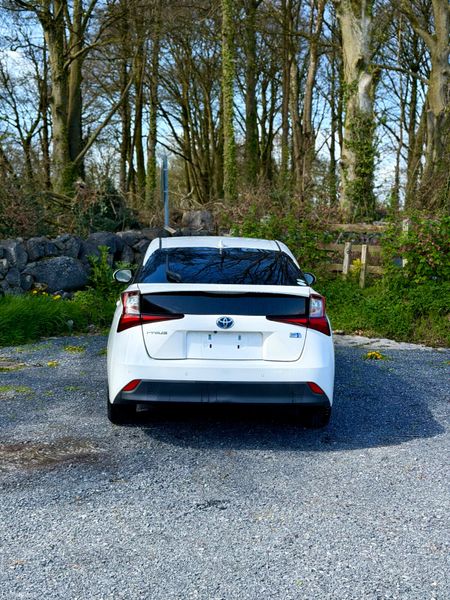 Toyota Prius 2021 386143720