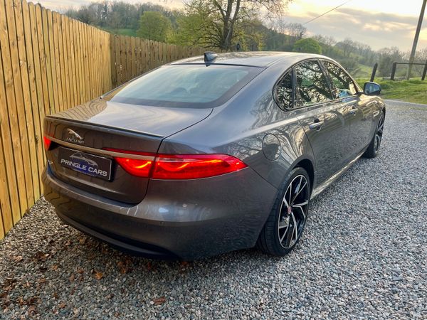 Jaguar XF 2018 386144424