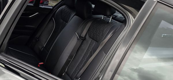 🔥 2019 BMW 740e M-sport Mega Spec Low Mileage 386152672