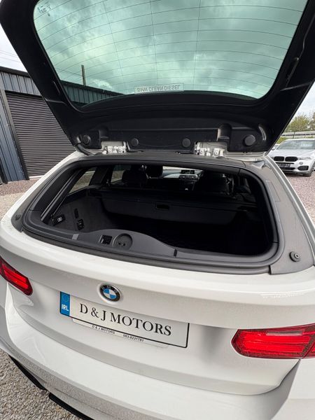 BMW 320D 2015 F31 Touring M Sport 386104460