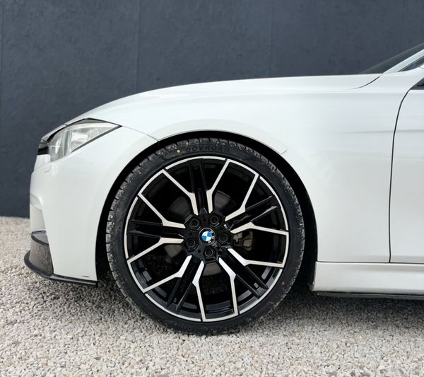 BMW 320D 2015 F31 Touring M Sport 386105042