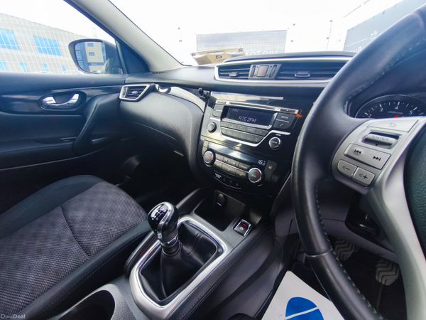 Nissan Qashqai 2015 1.2 PET SV, low Km only 141k 386118014