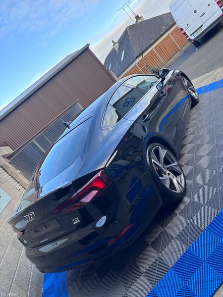 Audi A5 2017 386135380