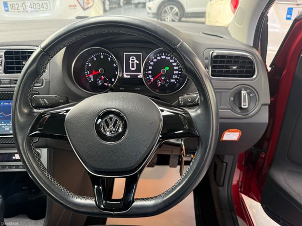 2015 Volkswagen Polo 1.2 Automatic,Petrol 386138222