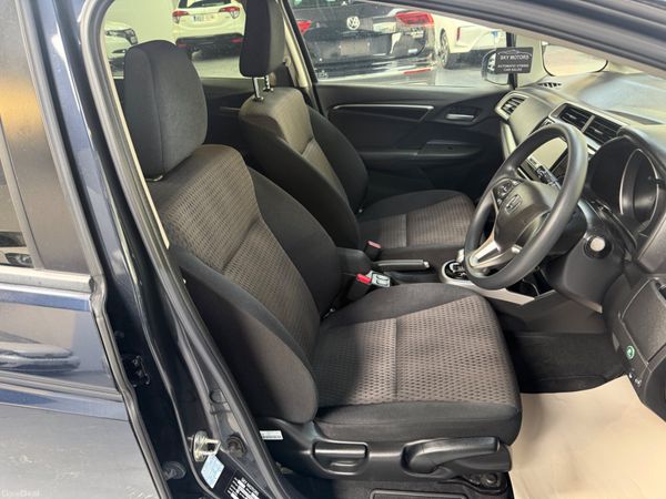 2018 Honda Fit 1.5 Hybrid Automatic,CarPlay 386138548
