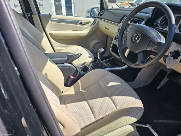 Mercedes-Benz B-Class 2012 (Good milage) 386261654