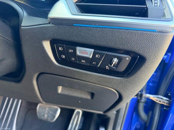 BMW 330e M Sport Pro Pack 386282978