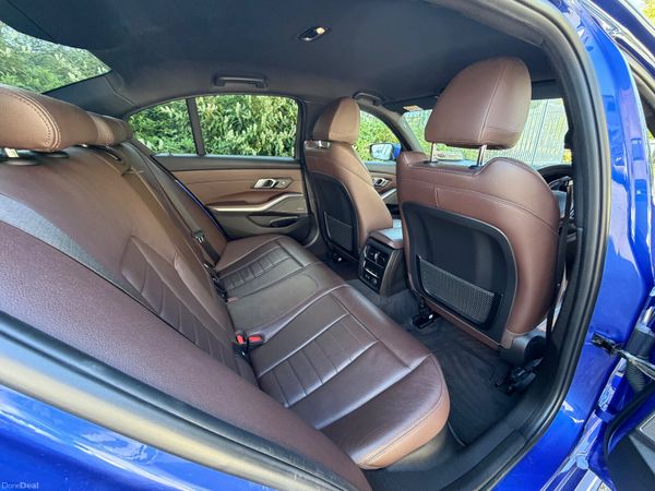 BMW 330e M Sport Pro Pack 386282984