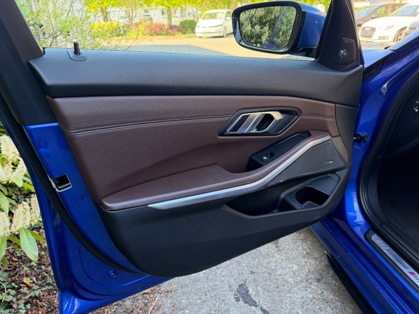BMW 330e M Sport Pro Pack 386283920