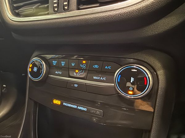 211 Ford Puma Titanium 1 Ltr MHEV ** V LOW KLMS ** 386292958