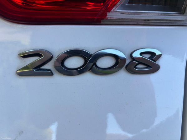 Peugeot 2008 2015 386297658