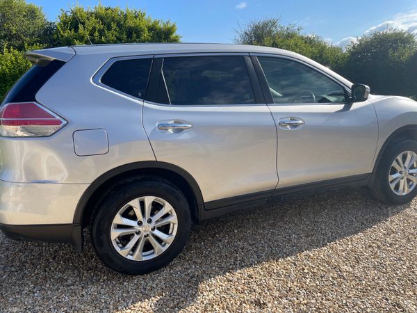Nissan X-Trail 2017 386211894