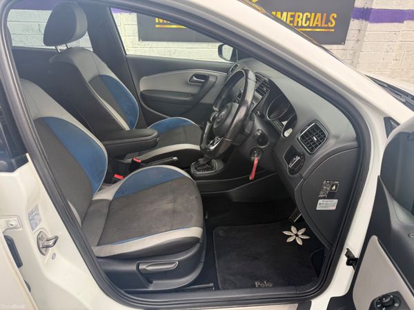 Volkswagen Polo 2015 386221462