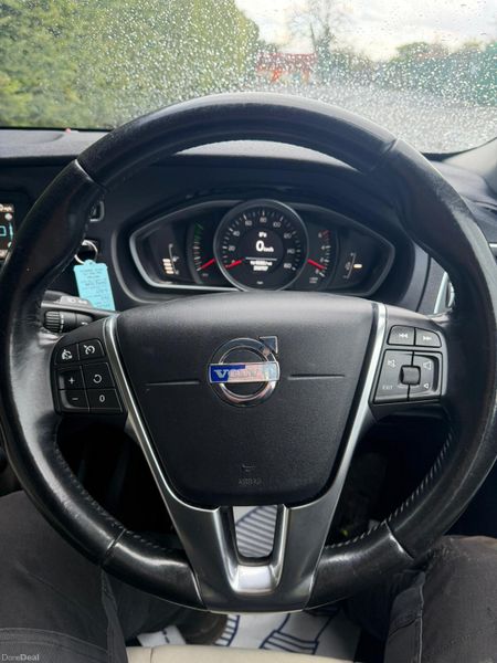 Volvo V40 2014 1.6 D *** SOLD AS SEEN *** 386233440