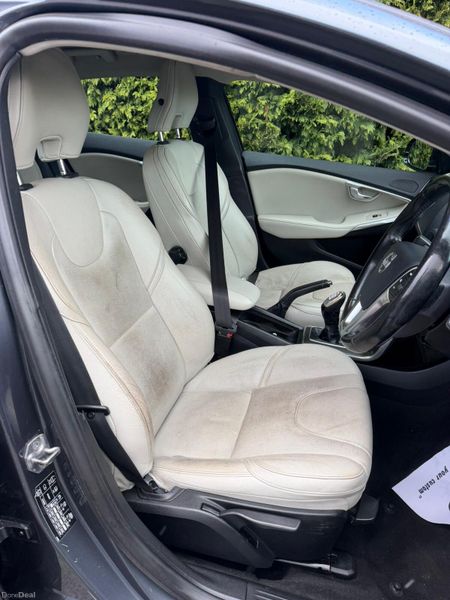 Volvo V40 2014 1.6 D *** SOLD AS SEEN *** 386233442