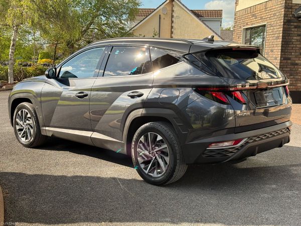 Now Reserved! 211 Hyundai Tucson Executive! 386239334
