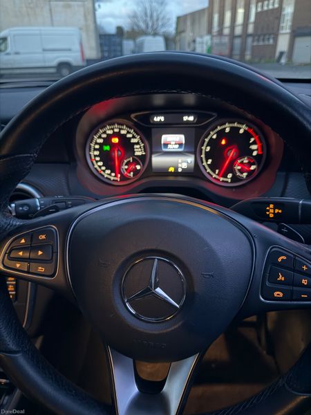 🔴 Mercedes-Benz A-Class Auto  2016 386340468
