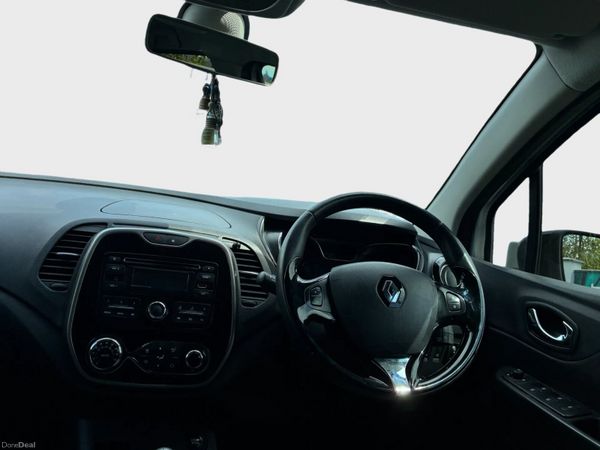 Renault Captur *NCT 10-26* 386366568