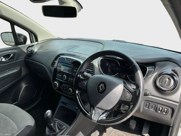 Renault Captur *NCT 10-26* 386366576
