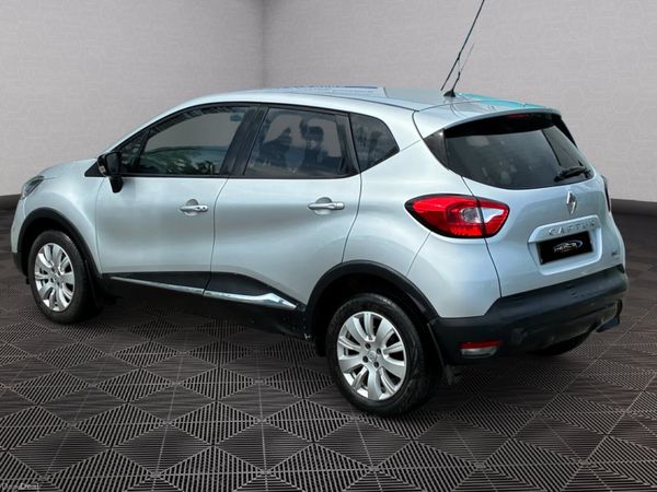 Renault Captur *NCT 10-26* 386366606