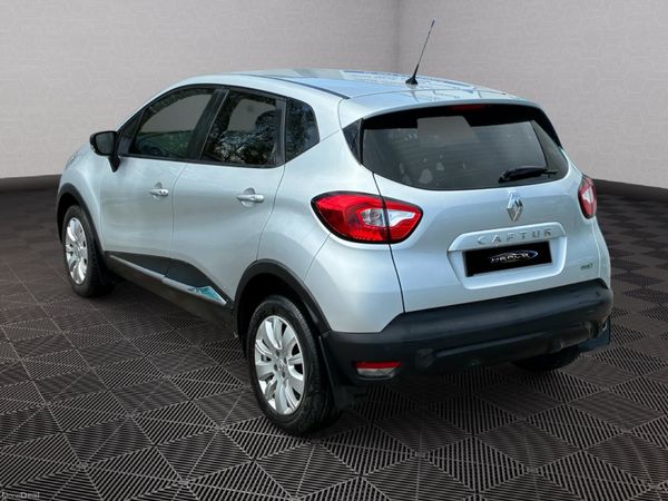 Renault Captur *NCT 10-26* 386366614