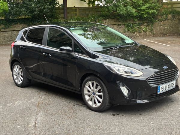 Ford Fiesta 2018 386367268