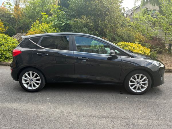 Ford Fiesta 2018 386367426