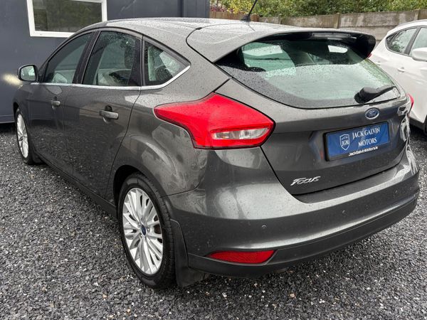 2015 Ford Focus 1.6TDCI Zetec 386372940
