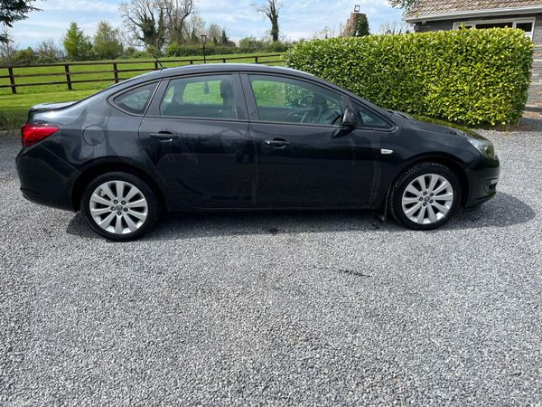 Opel Astra 2014 trade sale 386376592