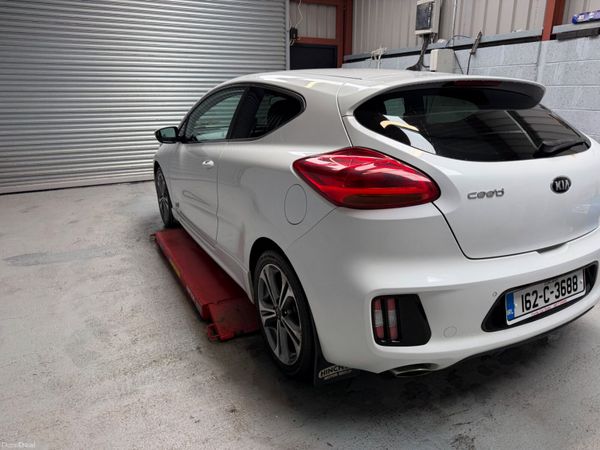Kia Ceed 2016 386379480