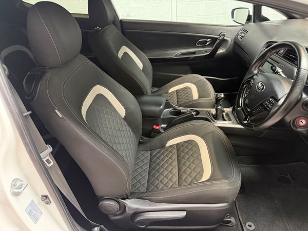 Kia Ceed 2016 386379522
