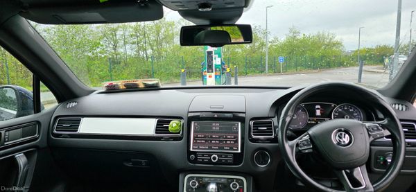 Volkswagen Touareg 2013 R-line Top Spec 386385952