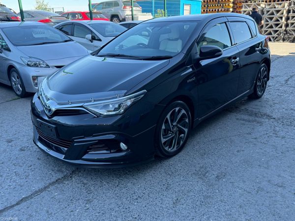 2017 Toyota Auris Hybrid Auto Luna Sports 386324716