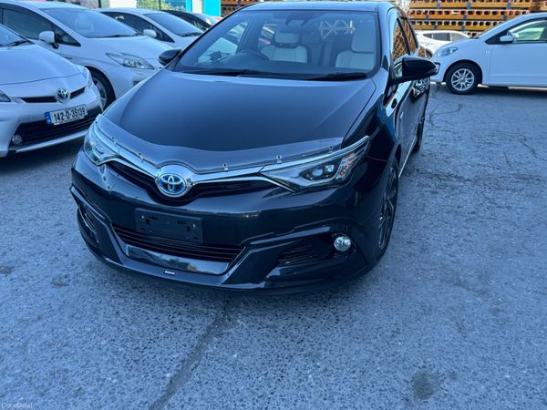 2017 Toyota Auris Hybrid Auto Luna Sports 386324724