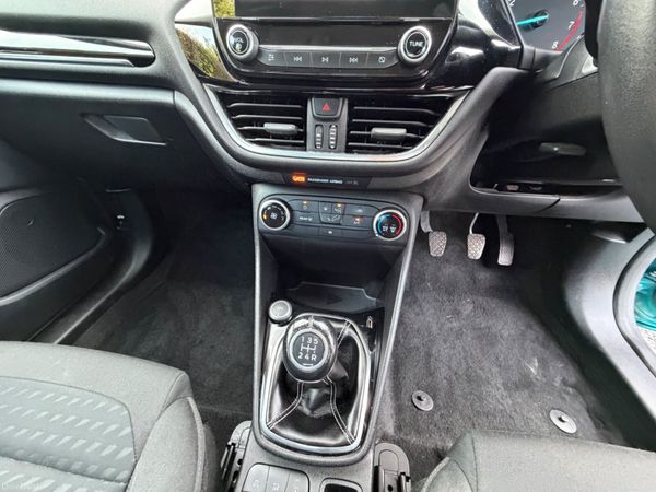 Ford Fiesta 2018 Titanium 1.1 386325682