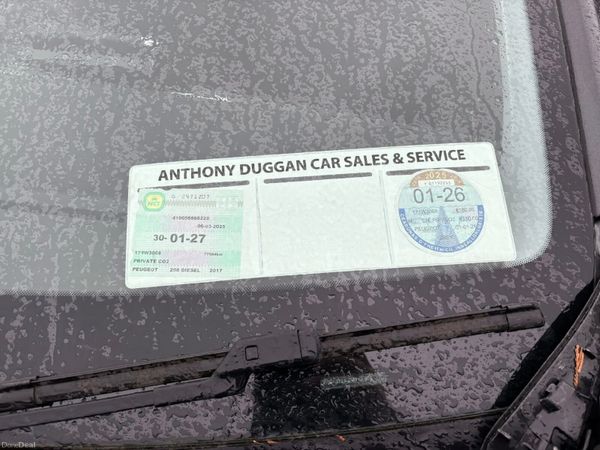 2017 Peugeot 208 386332144