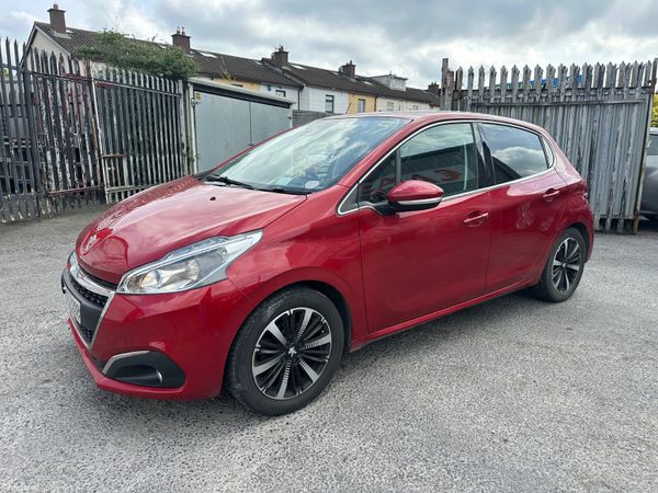 Peugeot 208 1.2 Petrol Auto NCT TAX LOW KMS 386449216