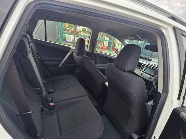 Toyota RAV4 2018 386467730