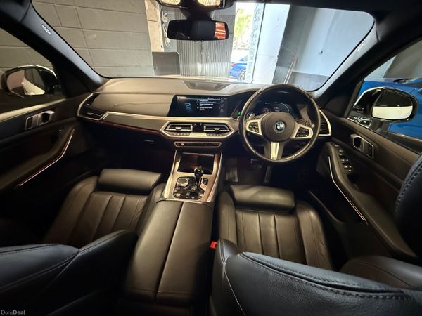 231 BMW X5 45E M-Sport 386491888